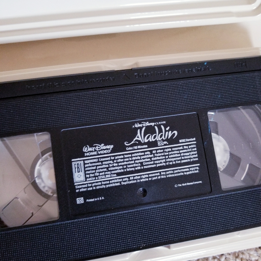 ♥️VINTAGE♥️ DISNEY VHS TAPE BUNDLE - Picture 15 of 16